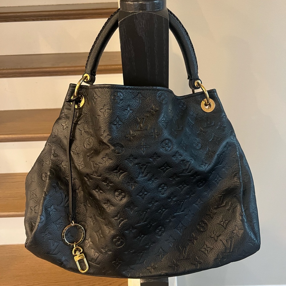 SOLD Louis Vuitton Empreinte Artsy MM Tote
